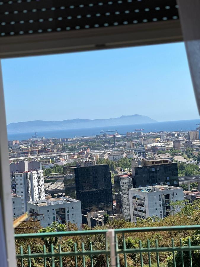 Airport Seaview Rooms Naples Luaran gambar