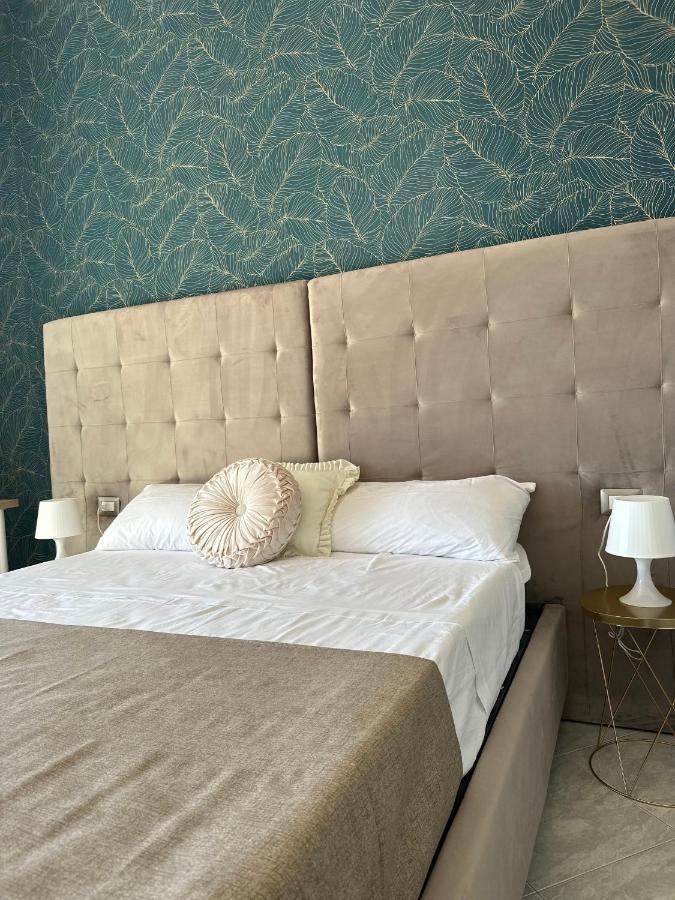 Airport Seaview Rooms Naples Luaran gambar